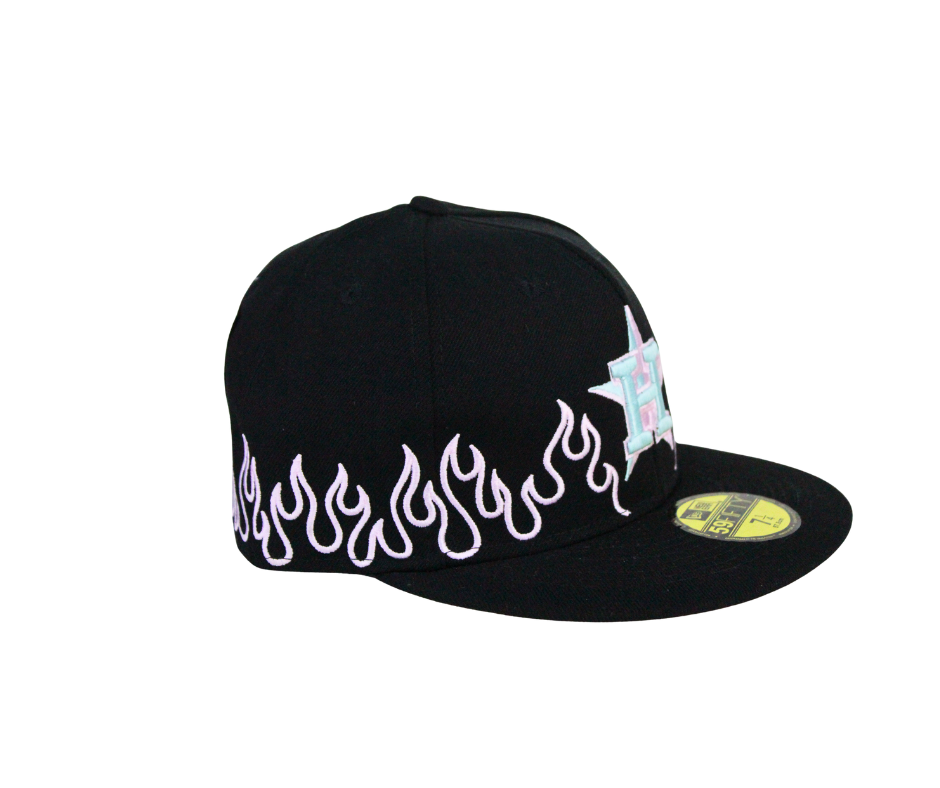 Gorra New Era Negra con Llamas Blancas Fire Design