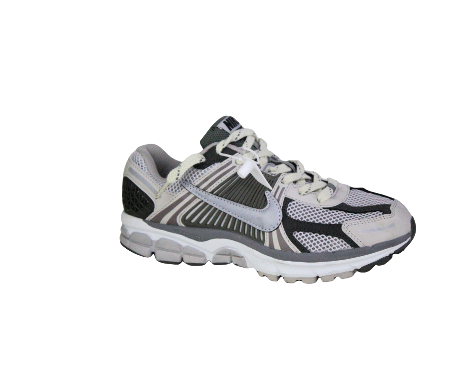 Nike Zoom Vomero Gris Negro Blanco - Zapatillas Running